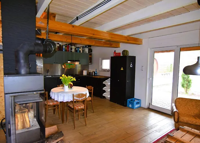 Сasa de vacaciones By Zarnowieckie With Sauna Nadole (Pomerania)