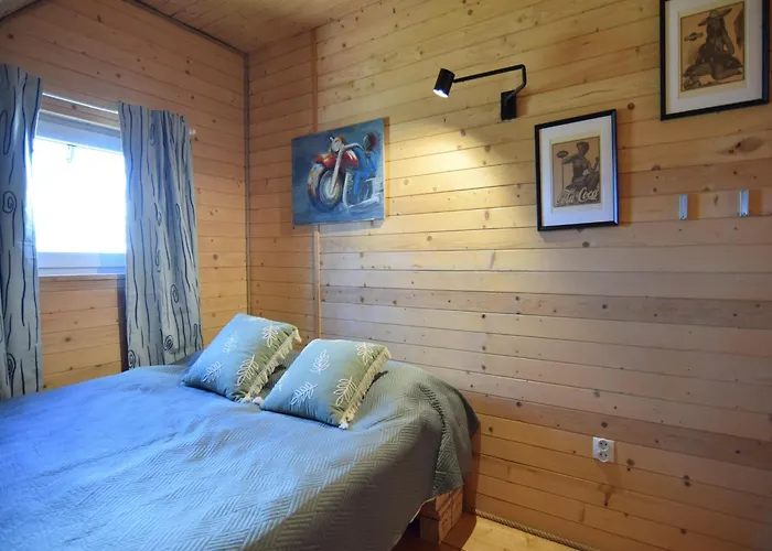 By Zarnowieckie With Sauna Сasa de vacaciones